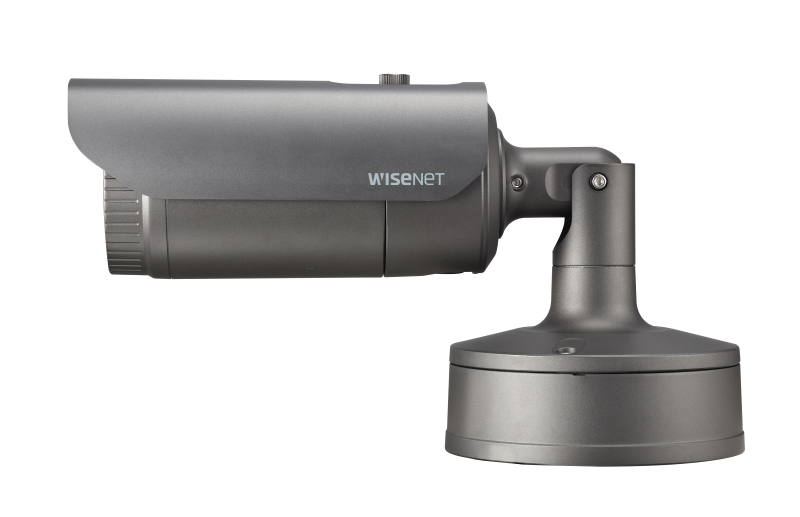 Hanwha Vision PNO-A9081RLP4K IR Bullet AI camera with Wisenet Road AI